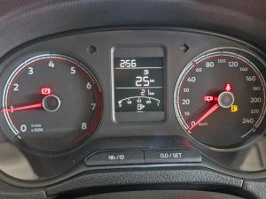 Volkswagen Polo Vivo hatch 1.4 - Image 18