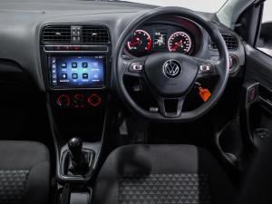 Volkswagen Polo Vivo hatch 1.4 - Image 15