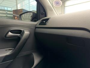 Volkswagen Polo Vivo hatch 1.4 - Image 30