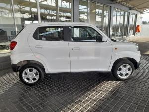 Suzuki S-Presso 1.0 GL manual - Image 8