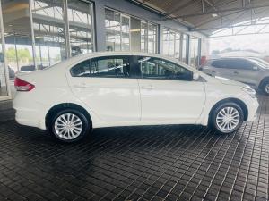 Suzuki Ciaz 1.5 GL manual - Image 8