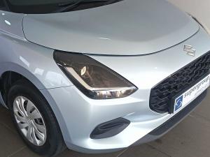 Suzuki Swift 1.2 GL - Image 11