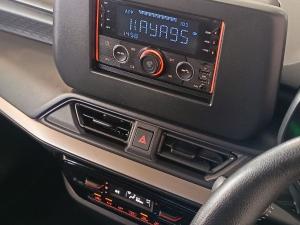 Suzuki Swift 1.2 GL - Image 15