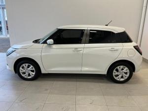 Suzuki Swift 1.2 GL+ auto - Image 3