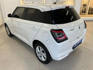Suzuki Swift 1.2 GL+ auto - Image 4