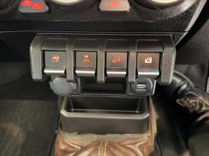 Suzuki Jimny 1.5 GLX AllGrip 3-door manual - Image 22