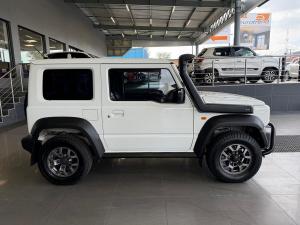 Suzuki Jimny 1.5 GLX AllGrip 3-door manual - Image 4