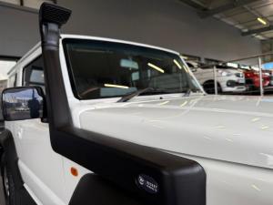 Suzuki Jimny 1.5 GLX AllGrip 3-door manual - Image 9
