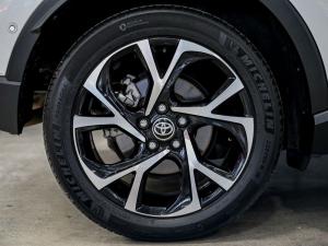 Toyota C-HR 1.2T Luxury - Image 29