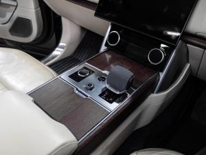 Land Rover Range Rover P530 Autobiography - Image 13