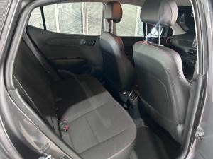 Hyundai Grand i10 1.0 Premium hatch - Image 8