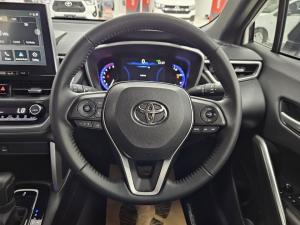 Toyota Corolla Cross 1.8 HEV XS - Image 8
