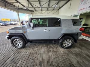 Toyota FJ Cruiser FJ Cruiser - Image 16