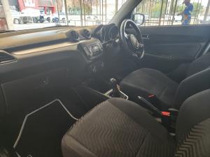 Suzuki Swift 1.2 GL manual - Image 7