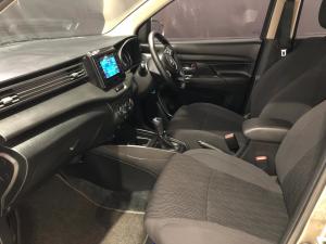 Toyota Rumion 1.5 SX manual - Image 7