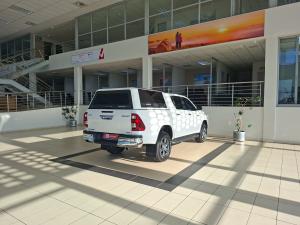 Toyota Hilux 2.8GD-6 48V double cab 4x4 Raider - Image 2