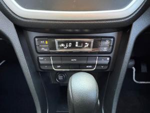 Toyota Urban Cruiser 1.5 XS auto - Image 13