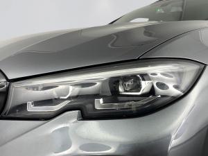 BMW 318i M Mzansi Edition automatic - Image 4