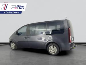 Hyundai Staria 2.2D Multicab automatic - Image 2