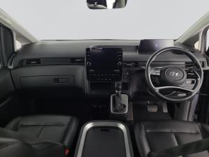 Hyundai Staria 2.2D Multicab automatic - Image 4