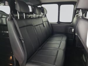Hyundai Staria 2.2D Multicab automatic - Image 6