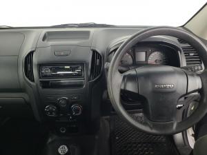 Isuzu D-MAX 250C S/C - Image 8