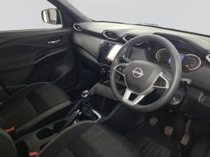 Nissan Magnite 1.0 Visia - Image 6