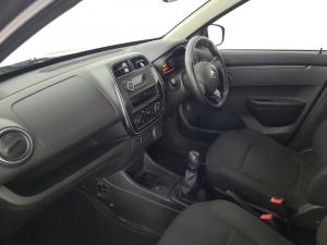 Renault Kwid 1.0 Expression 5-Door - Image 6