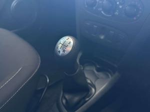 Renault Sandero 900T Stepway Expression - Image 18