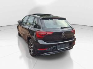 Volkswagen Polo hatch 1.0TSI Life manual - Image 17