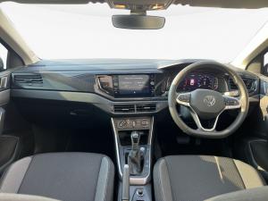Volkswagen Polo hatch 1.0TSI Life auto - Image 11