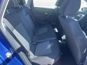 Volkswagen Polo Vivo hatch 1.6 Style - Image 15