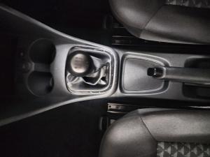 Volkswagen Polo Vivo hatch 1.4 - Image 11