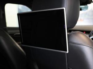 Land Rover Range Rover Evoque D200 R-Dynamic HSE - Image 17