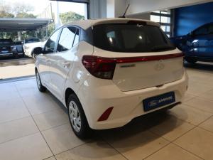 Hyundai Grand i10 1.0 Premium hatch - Image 8