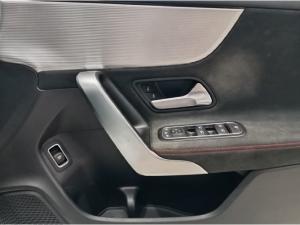 Mercedes-Benz CLA CLA200 AMG Line - Image 15