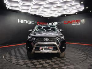 Toyota Hilux 2.8GD-6 double cab Raider auto - Image 1