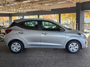 Hyundai Grand i10 1.2 Premium hatch - Image 13
