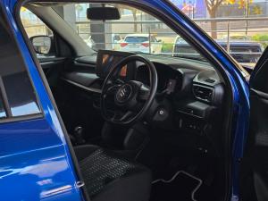 Suzuki Swift 1.2 GL+ manual - Image 11