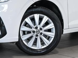 Volkswagen Polo sedan 1.0TSI Life - Image 12