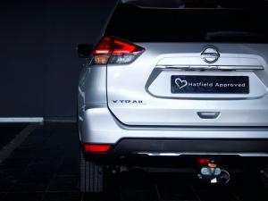 Nissan X-Trail 2.5 4x4 Acenta Tech - Image 10