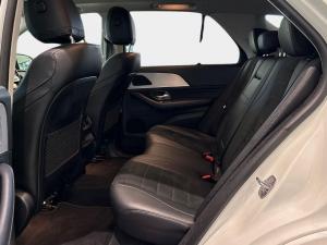 Mercedes-Benz GLE GLE300d 4Matic - Image 13