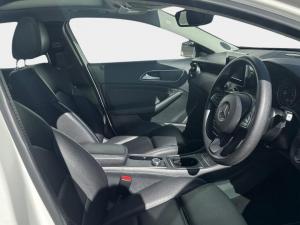 Mercedes-Benz GLA GLA200 auto - Image 14