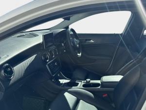 Mercedes-Benz GLA GLA200 auto - Image 21