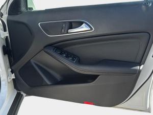Mercedes-Benz GLA GLA200 auto - Image 23