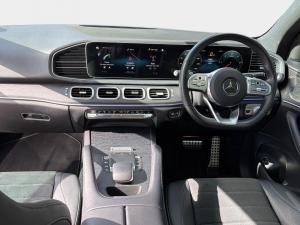 Mercedes-Benz GLE GLE300d 4Matic - Image 11