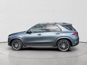 Mercedes-Benz GLE GLE300d 4Matic - Image 4