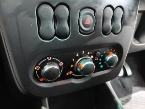 Nissan NP200 1.6i safety pack (aircon) - Image 10