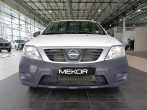 Nissan NP200 1.6i safety pack (aircon) - Image 2