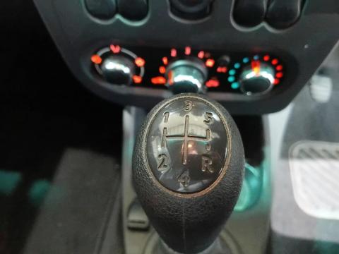 Image Nissan NP200 1.6i safety pack (aircon)